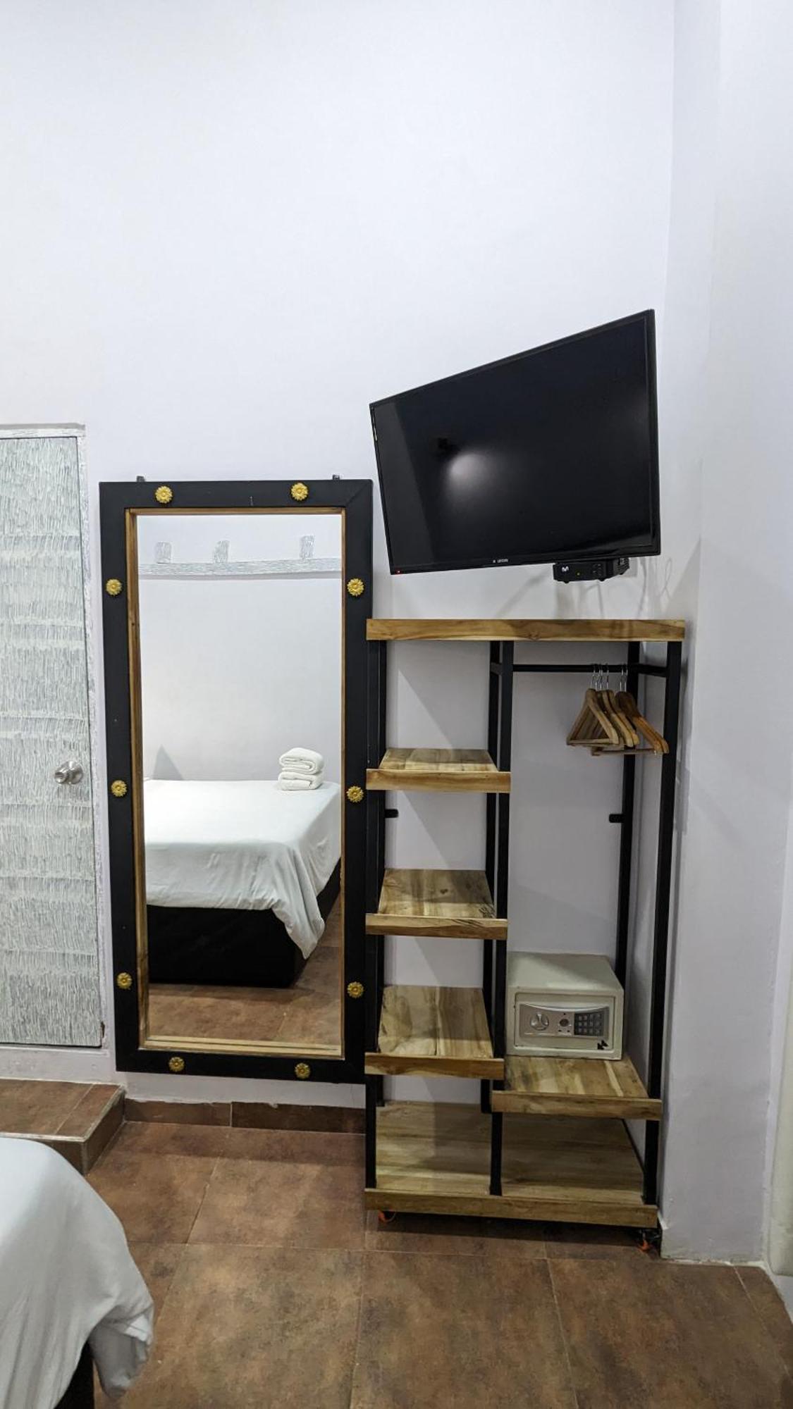 Maloka Boutique Hostel (Adults Only) Cartagena Esterno foto